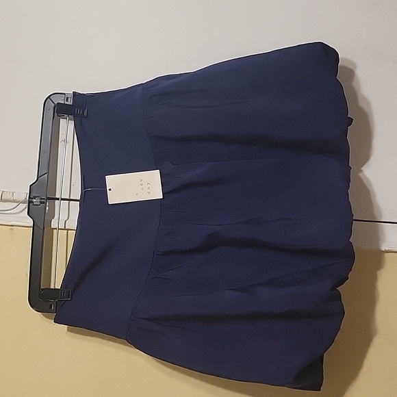 A New Day Chic Navy Mini  Skirt Size 14 - Picture 2 of 9